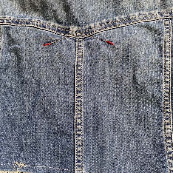 Wrangler Blue Denim Jacket with White Lace Accents Medium - Picture 3 of 7